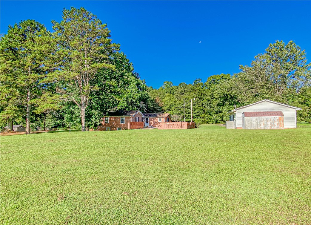 235 Crooks Road Seneca, SC 29678 - Photo 6 of 49 Gallery Image 6