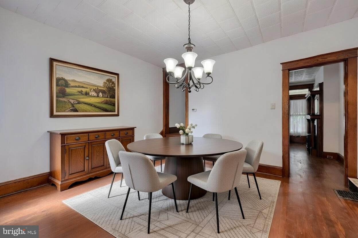 720 1st Street Lancaster, PA 17603 - Photo 21 of 50 a dining room with furniture and wooden floor