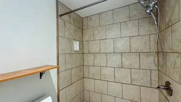 $2,900 | 10431 Pagewood Drive, Dallas, TX 75230