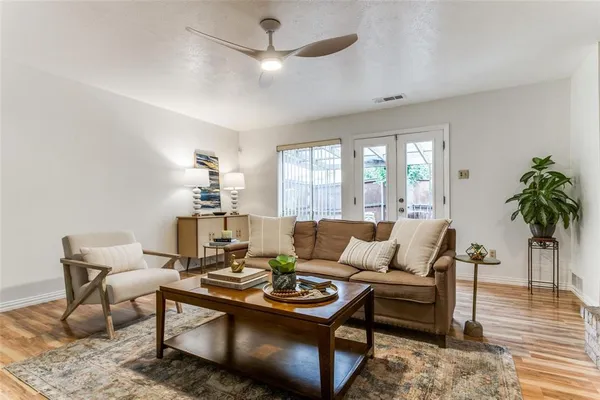 $2,900 | 10431 Pagewood Drive, Dallas, TX 75230