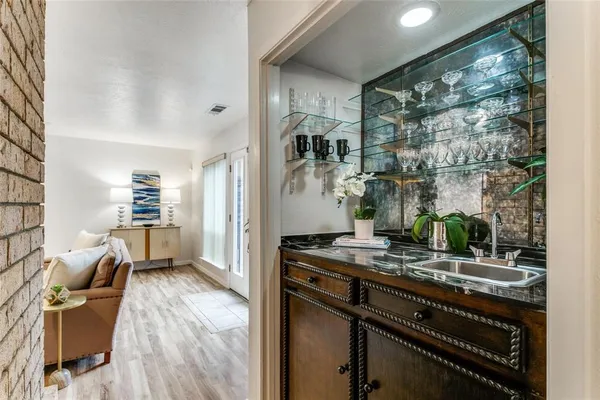 $2,900 | 10431 Pagewood Drive, Dallas, TX 75230