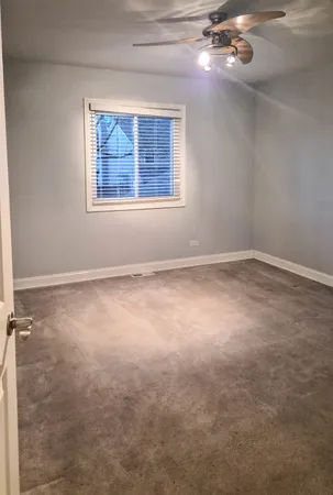 $2,800 | 824 Minnesota Circle, Carol Stream, IL 60188