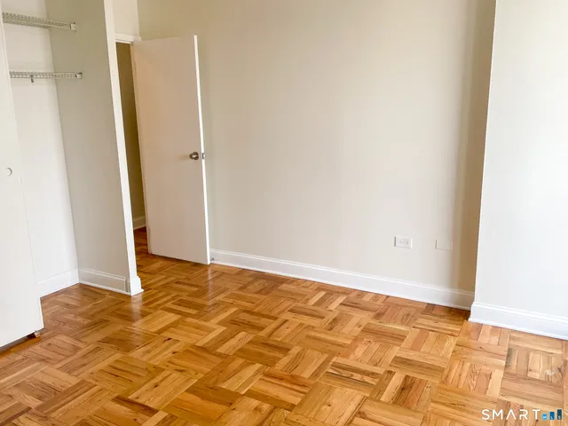 $2,600 | 87 Glenbrook Road, Unit 4G, Stamford, CT 06902