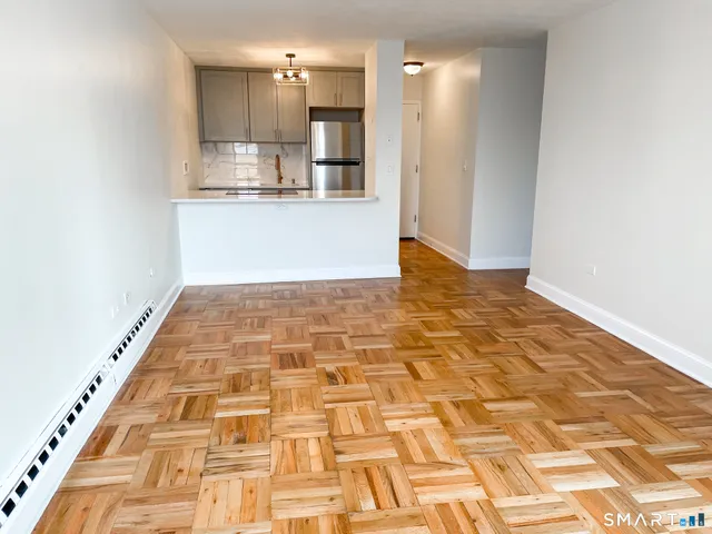 $2,600 | 87 Glenbrook Road, Unit 4G, Stamford, CT 06902