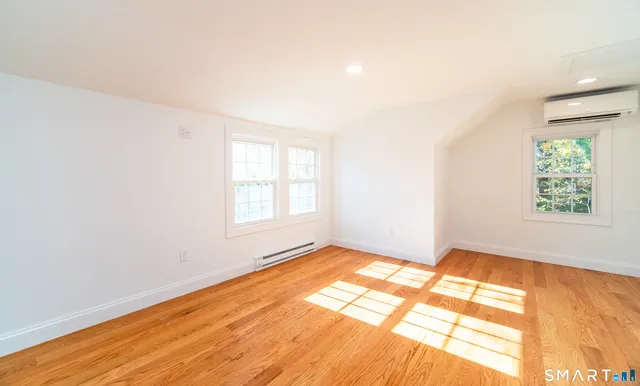 $2,600 | 1154 Poquonnock Road, Unit 2, Groton, CT 06340