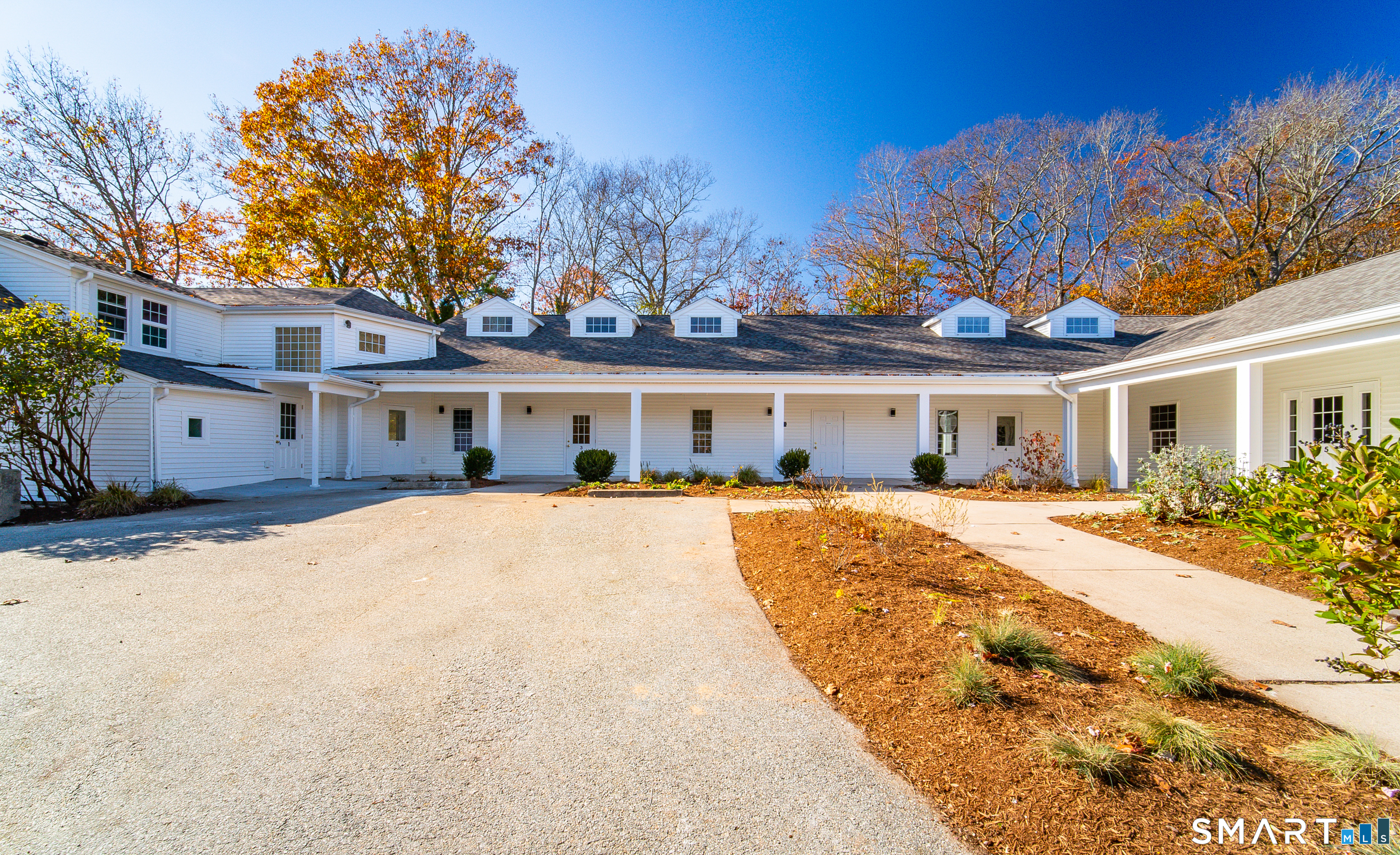 1154 Poquonnock Road, Unit 2 Groton, CT 06340 - Photo 2 of 17