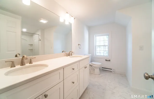 $2,600 | 1154 Poquonnock Road, Unit 2, Groton, CT 06340