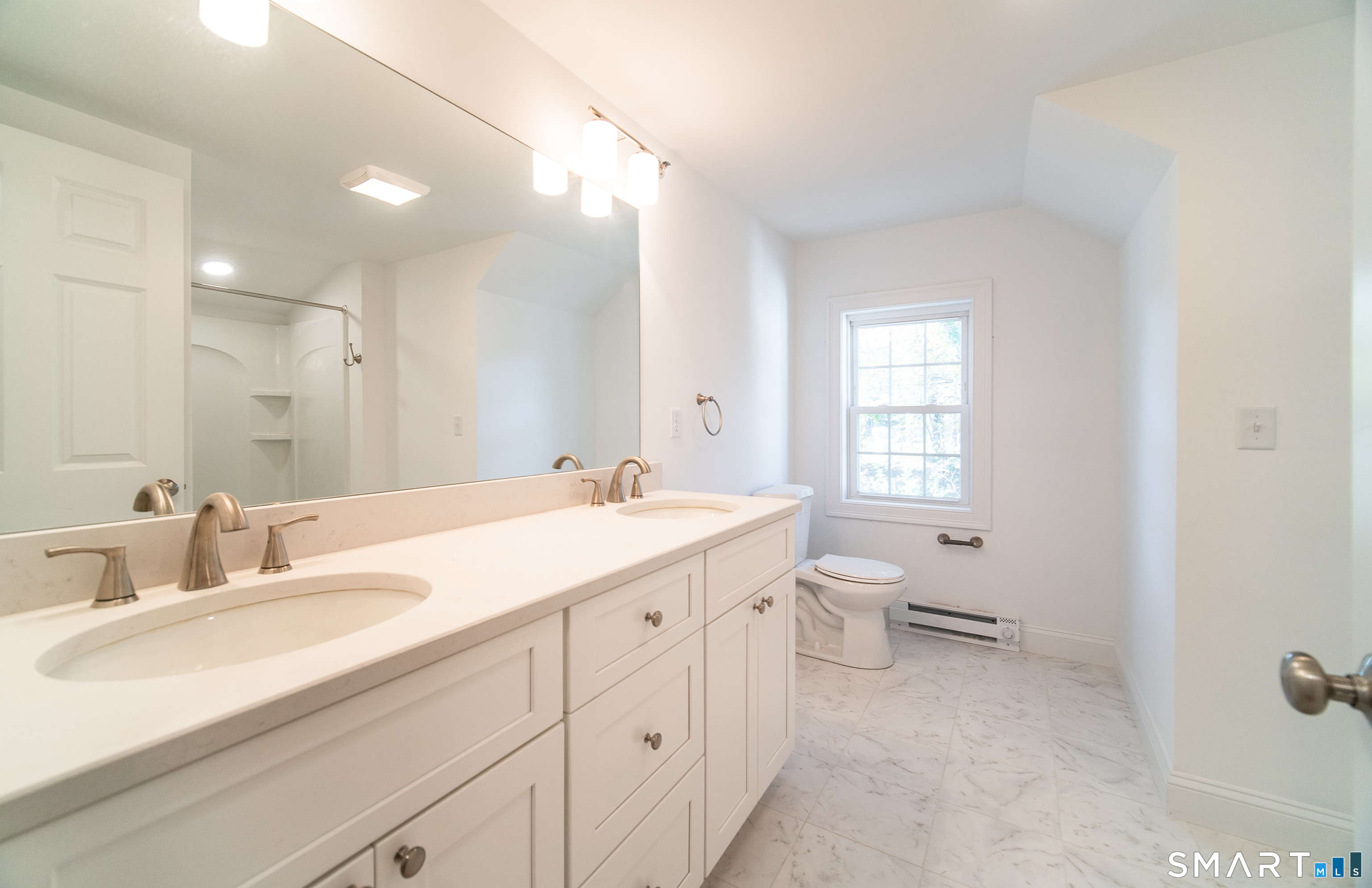 1154 Poquonnock Road, Unit 2 Groton, CT 06340 - Photo 7 of 17