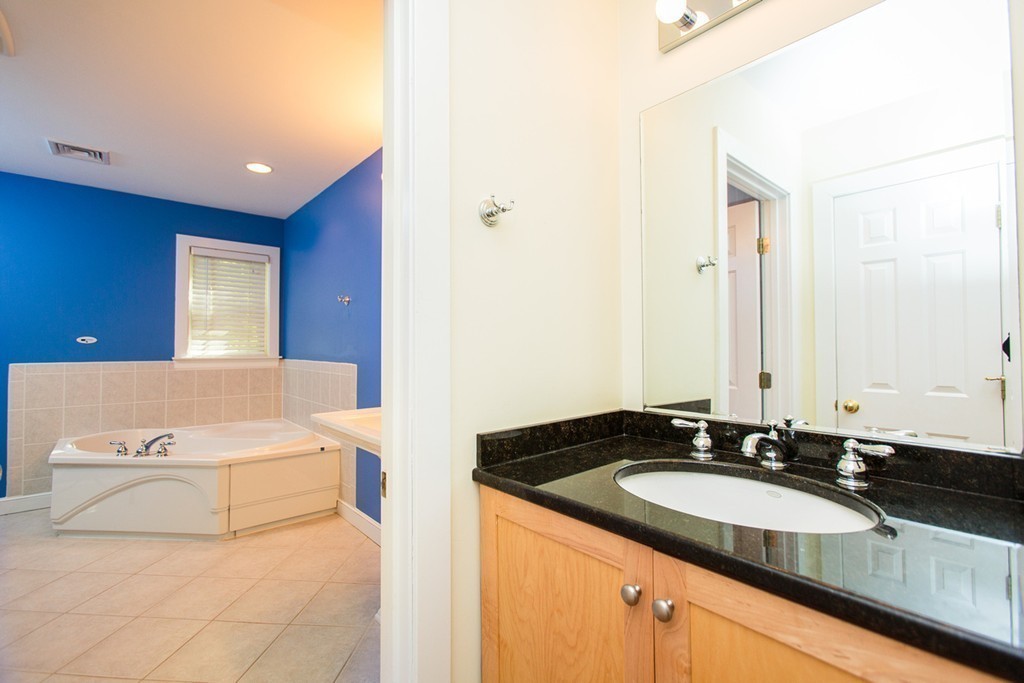 331 Conant Road Weston, MA 02493 - Photo 13 of 26