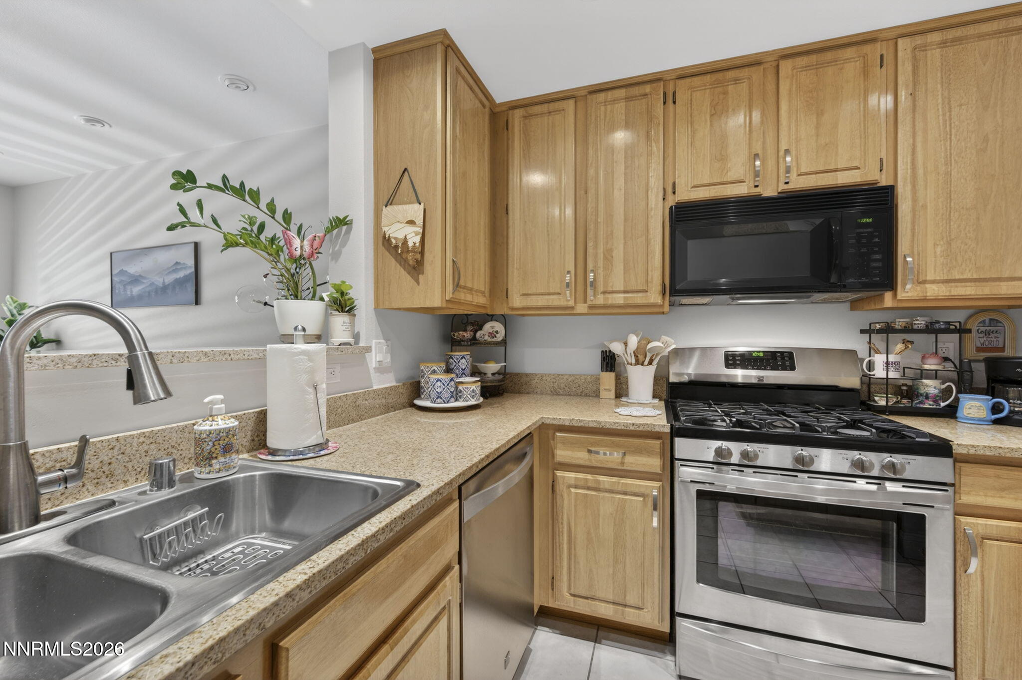 900 South Meadows Parkway, Unit 613 Reno, NV 89521 - Photo 19 of 56 24-web-or-mls-900-s-meadows-pkwy-613