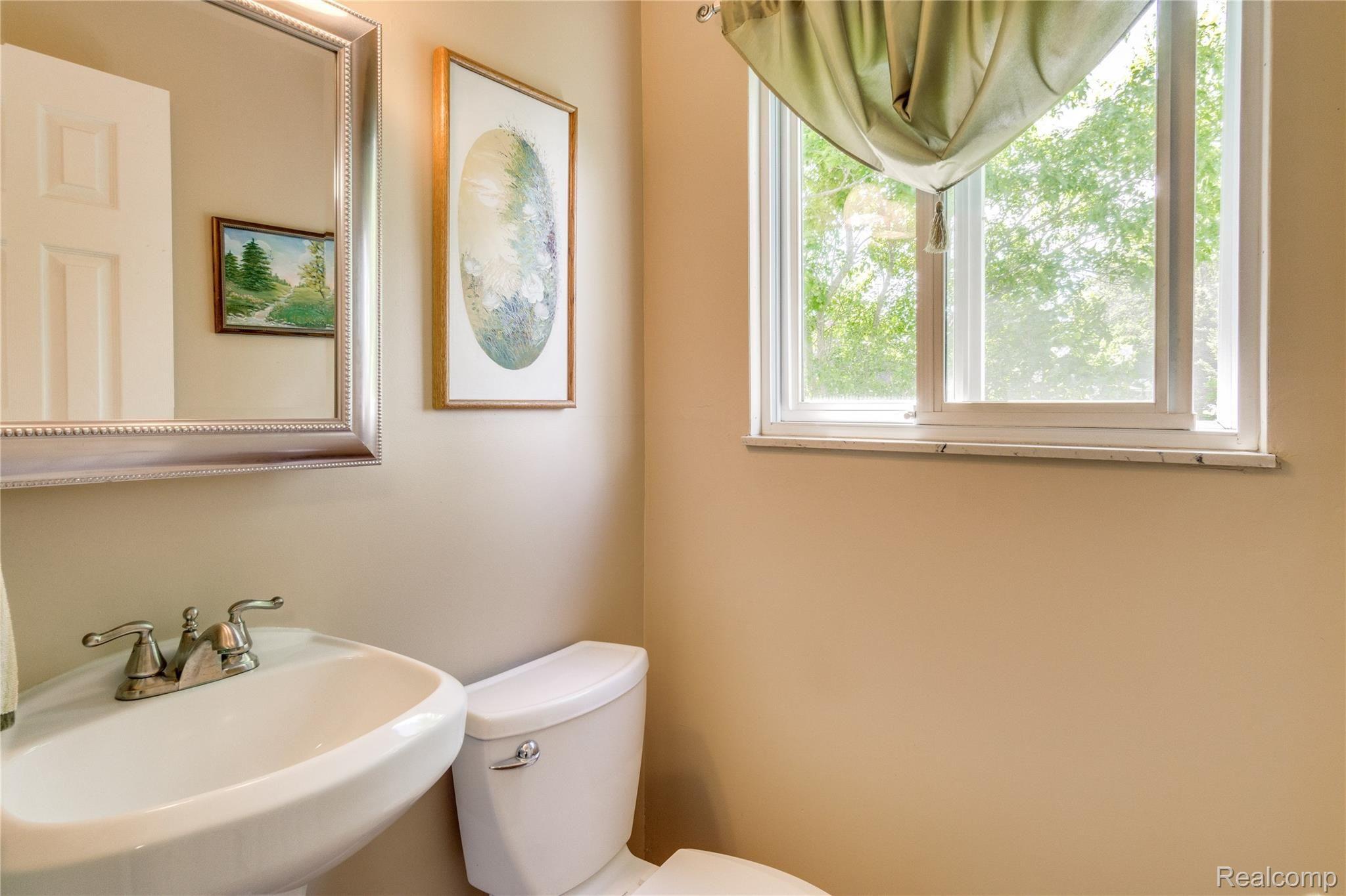 3385 West Wilson Road Clio, MI 48420 - Photo 11 of 30 Interiors (15 of 32).jpg