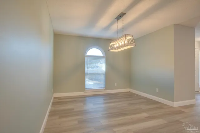 $2,550 | 9880 Creet Circle, Navarre, FL 32566