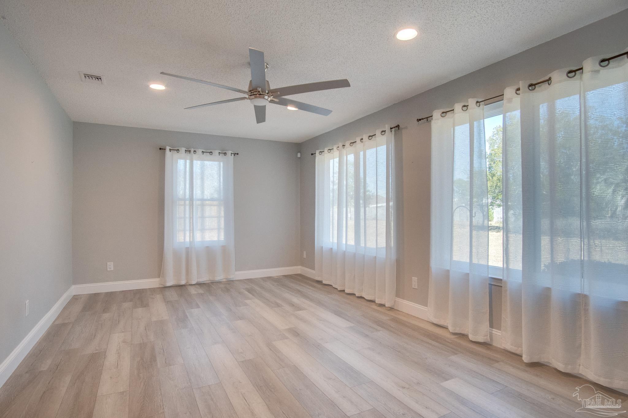 9880 Creet Circle Navarre, FL 32566 - Photo 27 of 35