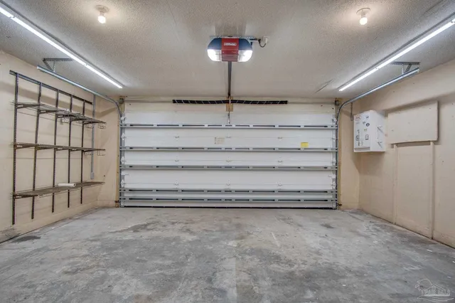 $2,550 | 9880 Creet Circle, Navarre, FL 32566