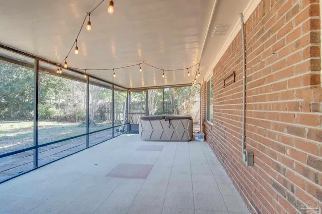 $2,550 | 9880 Creet Circle, Navarre, FL 32566