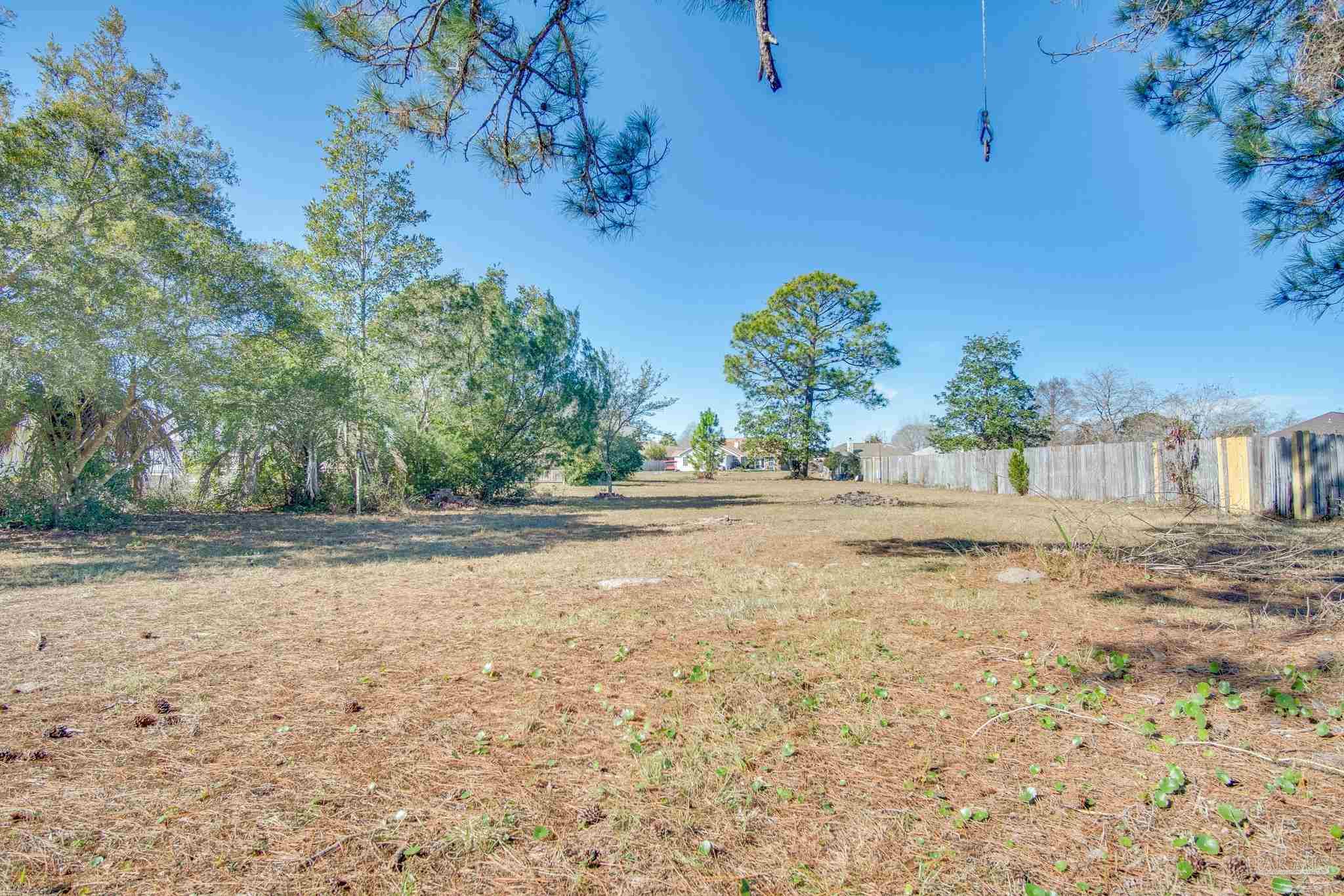 9880 Creet Circle Navarre, FL 32566 - Photo 32 of 35