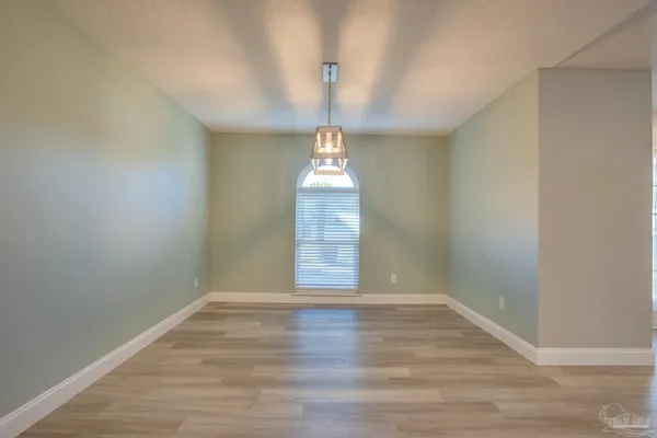 $2,500 | 9880 Creet Circle, Navarre, FL 32566