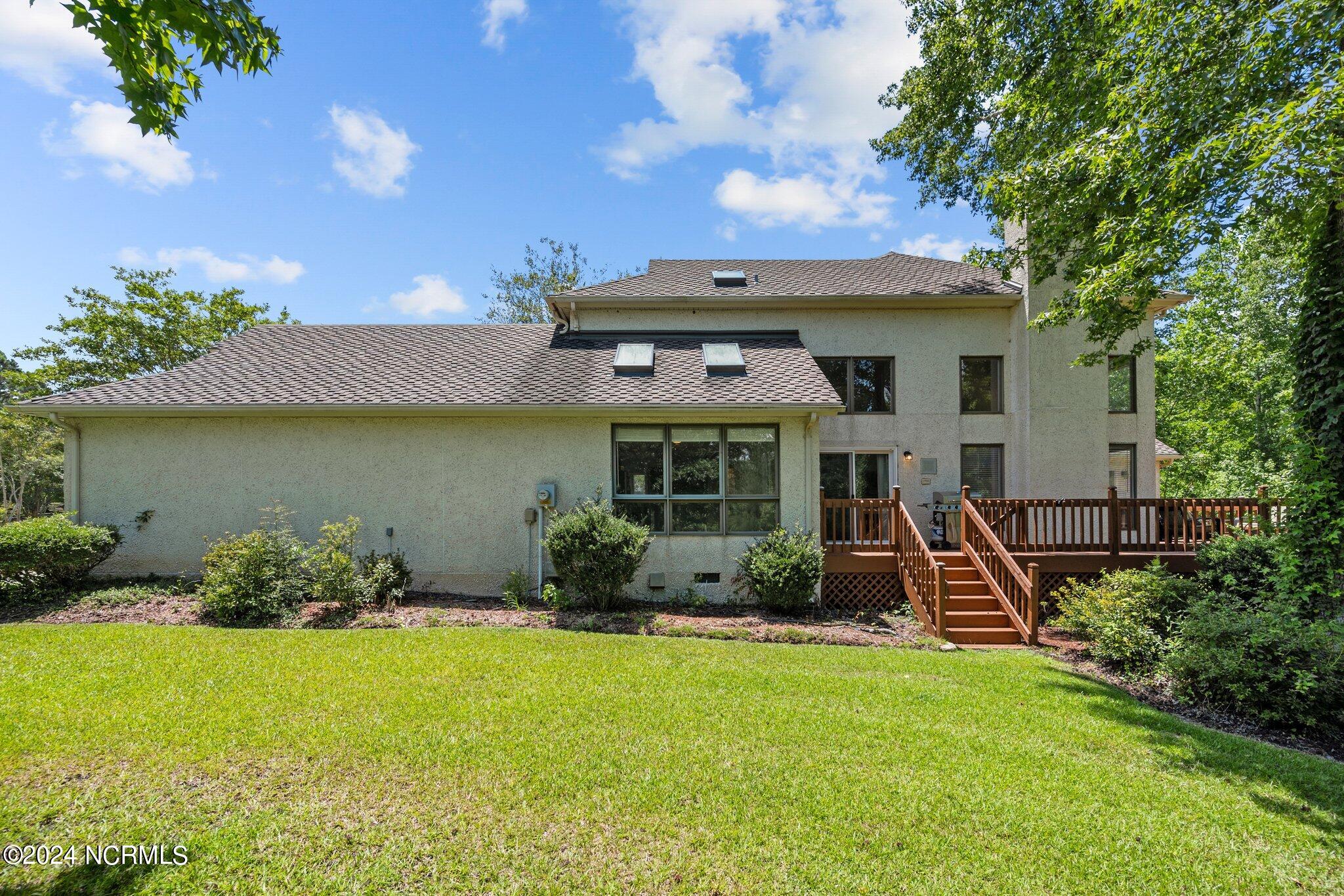 1018 Mill Run Road Sneads Ferry, NC 28460 - Photo 4 of 50 36-web-or-mls-06