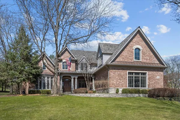 $1,849,000 | 240 Walnut Street, Libertyville, IL 60048