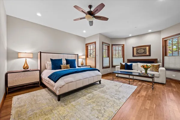 $1,849,000 | 240 Walnut Street, Libertyville, IL 60048