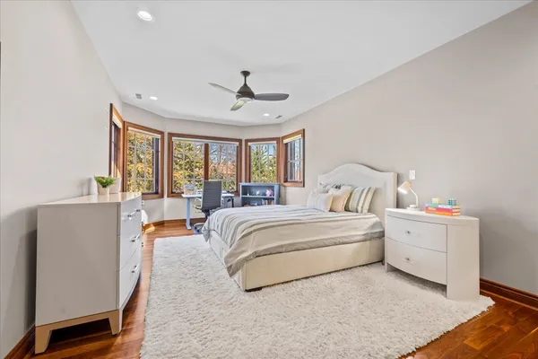 $1,849,000 | 240 Walnut Street, Libertyville, IL 60048