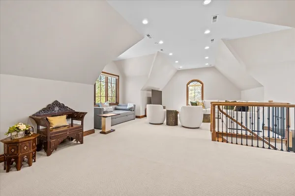 $1,849,000 | 240 Walnut Street, Libertyville, IL 60048