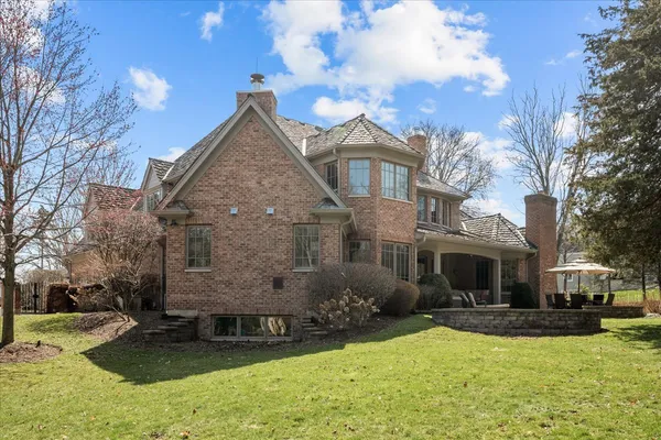 $1,849,000 | 240 Walnut Street, Libertyville, IL 60048