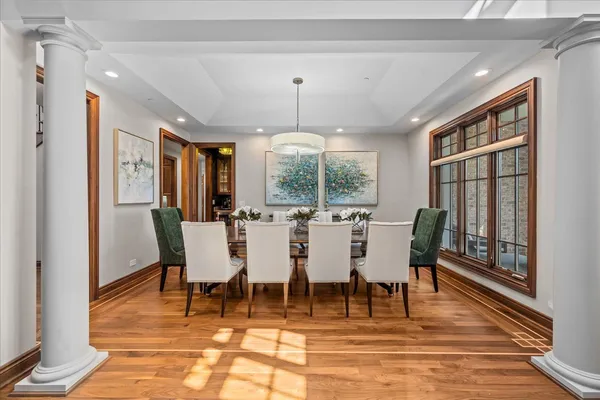 $1,849,000 | 240 Walnut Street, Libertyville, IL 60048