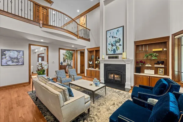 $1,849,000 | 240 Walnut Street, Libertyville, IL 60048
