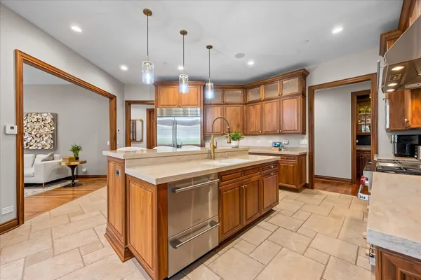 $1,849,000 | 240 Walnut Street, Libertyville, IL 60048