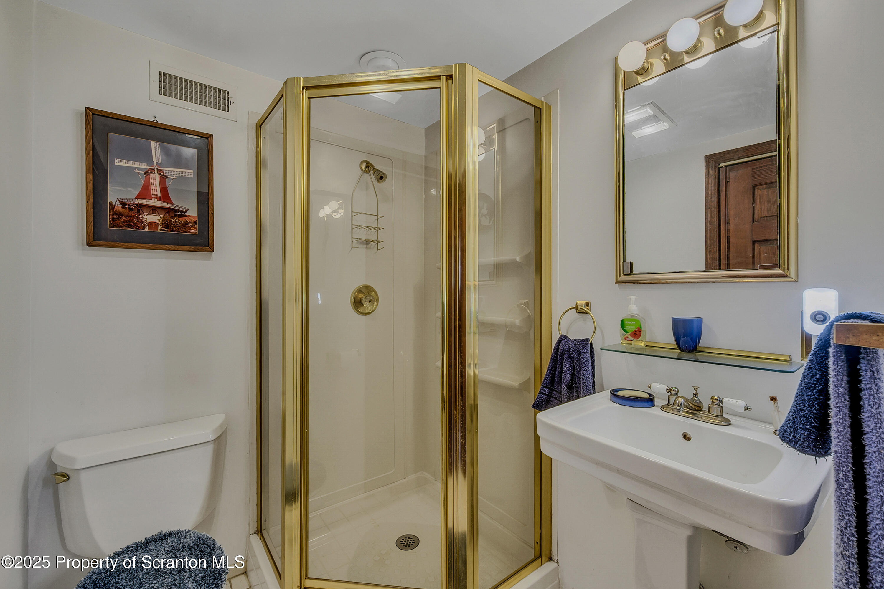 101 Carriage Lane Clarks Summit, PA 18411 - Photo 33 of 46 Carriage Lane_-36