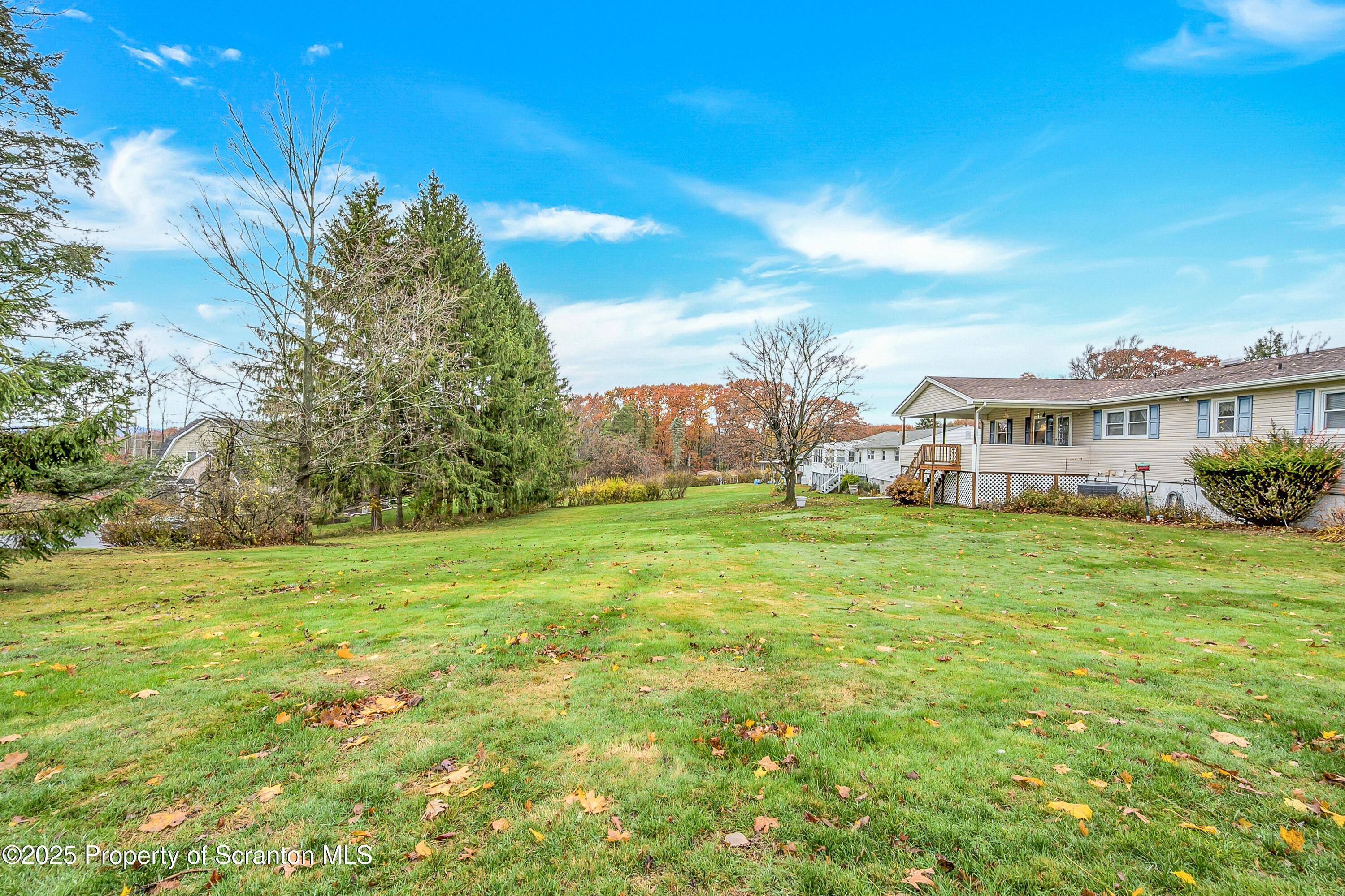 101 Carriage Lane Clarks Summit, PA 18411 - Photo 6 of 46 Carriage Lane_-11