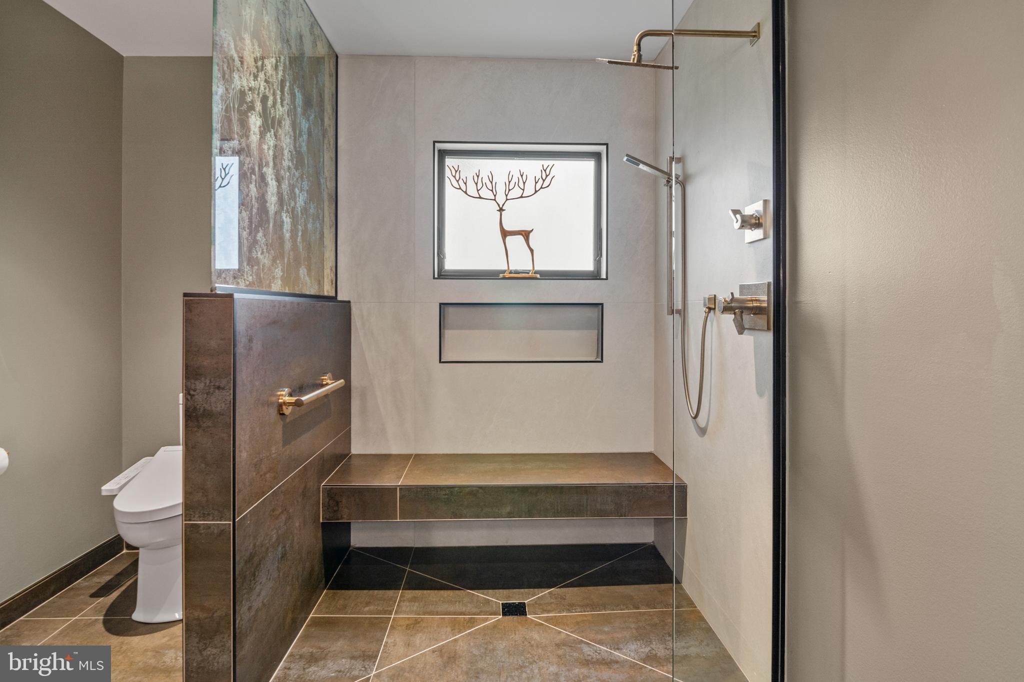 2724 Holly Beach Road Baltimore, MD 21221 - Photo 37 of 98 Custom tile