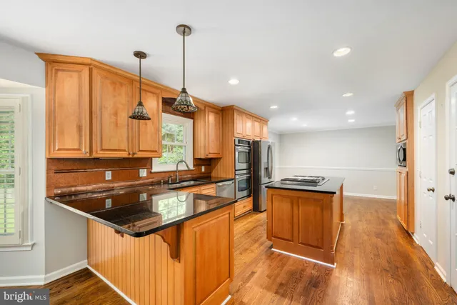 $899,000 | 159 Marchant Drive, Fredericksburg, VA 22406