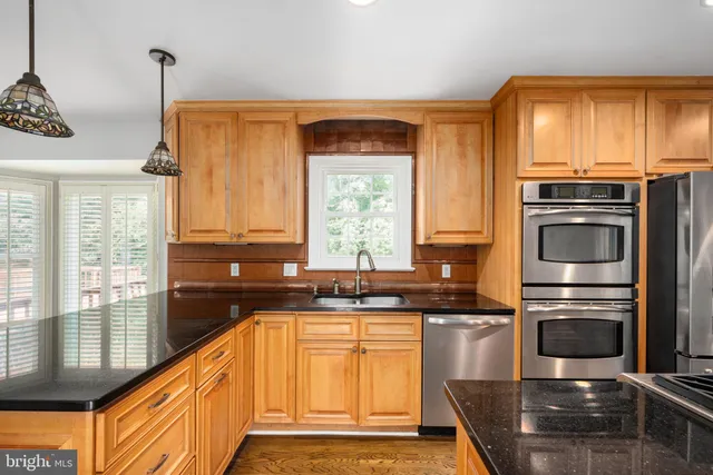 $899,000 | 159 Marchant Drive, Fredericksburg, VA 22406