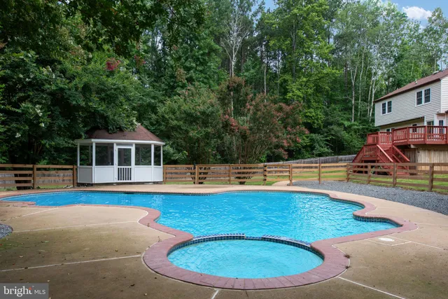 $899,000 | 159 Marchant Drive, Fredericksburg, VA 22406