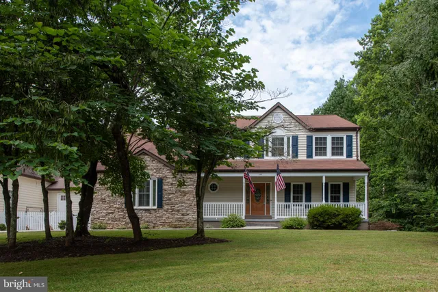 $899,000 | 159 Marchant Drive, Fredericksburg, VA 22406