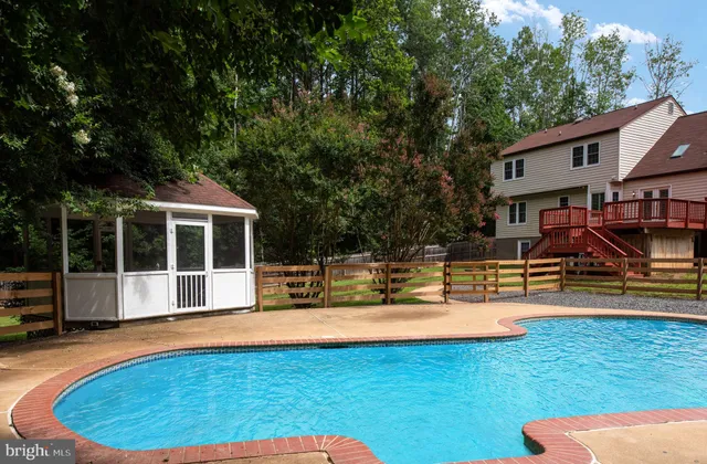 $899,000 | 159 Marchant Drive, Fredericksburg, VA 22406