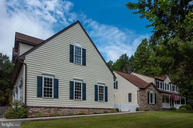 $899,000 | 159 Marchant Drive, Fredericksburg, VA 22406