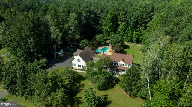 $899,000 | 159 Marchant Drive, Fredericksburg, VA 22406