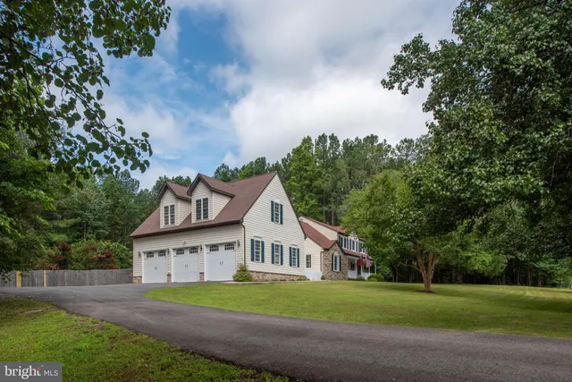 $899,000 | 159 Marchant Drive, Fredericksburg, VA 22406