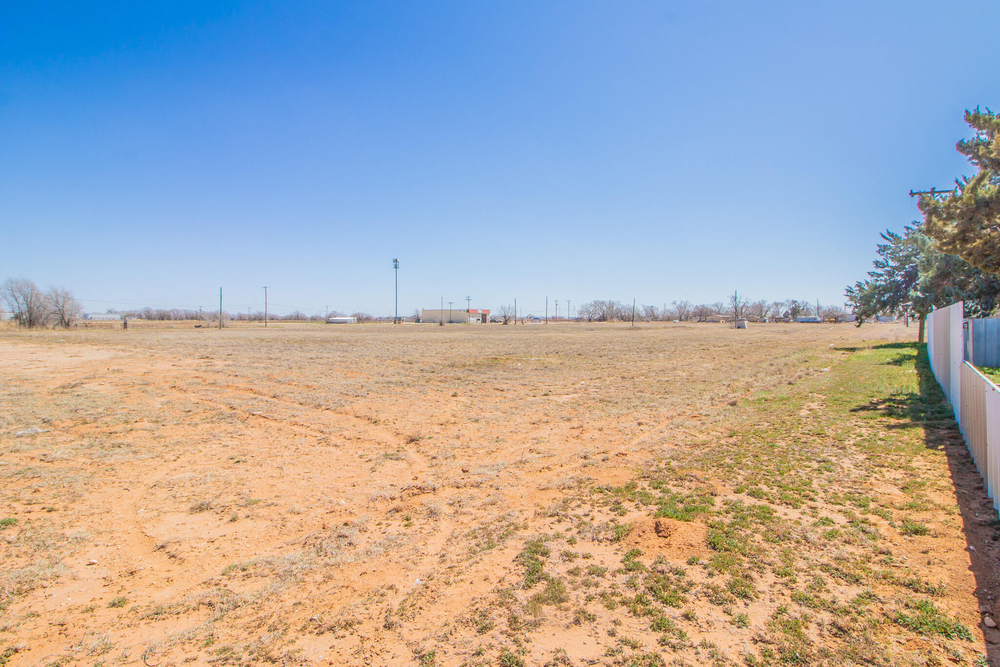 1508 East 74th Street Lubbock, TX 79404 - Photo 3 of 4 a view of an ocean