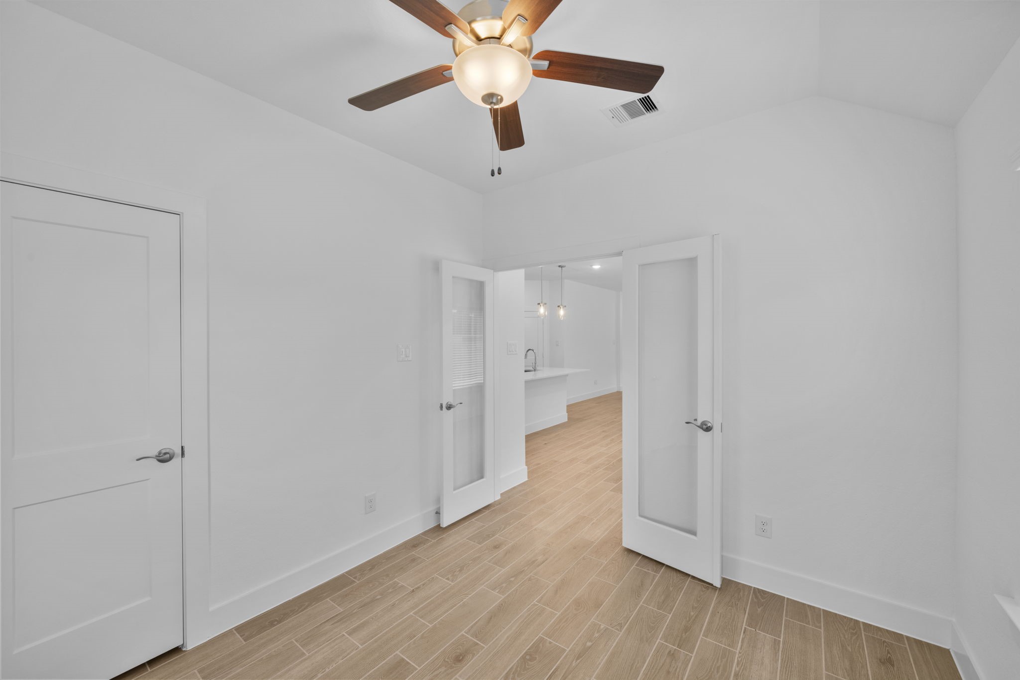 5259 Celestial Court Iowa Colony, TX 77583 - Photo 17 of 32