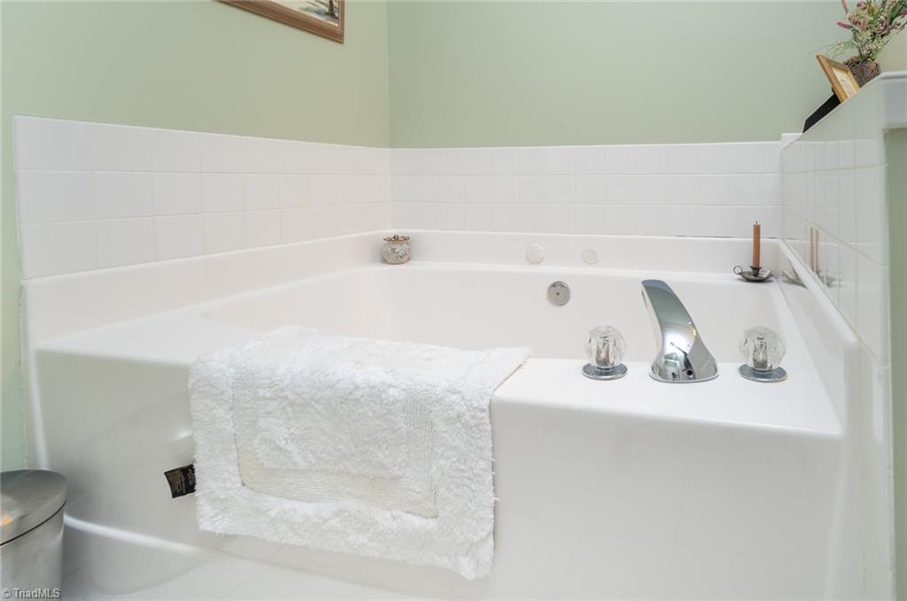 3107 Sedgefield Gate Road Greensboro, NC 27407 - Photo 21 of 35 Gallery Image 21