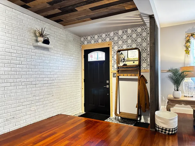 a view of a entryway door of the house