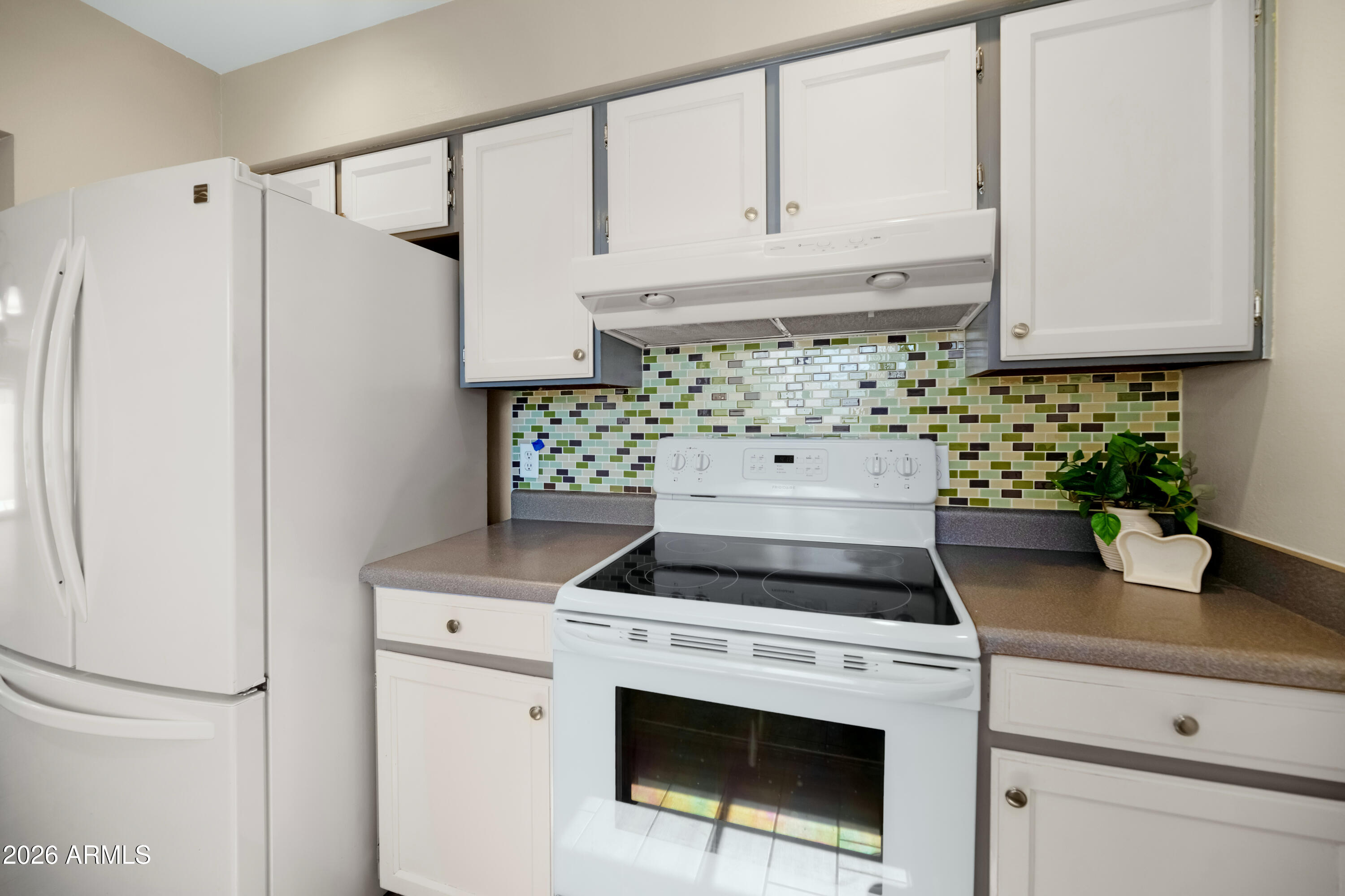 3031 West Hearn Road Phoenix, AZ 85053 - Photo 8 of 31