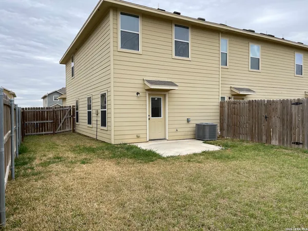 $1,300 | 16827 Dancing Ava, Unit 1, Selma, TX 78154