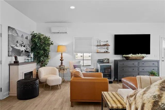 $399,000 | 164 Edgewood Avenue, Aliquippa, PA 15001