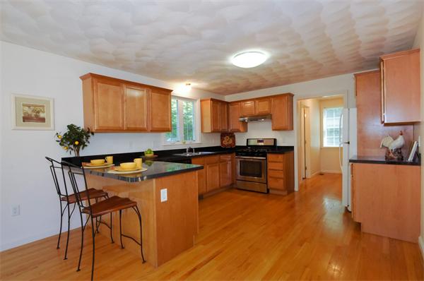 260 Cambridge Road Woburn, MA 01801 - Photo 5 of 8 Gallery Image 5