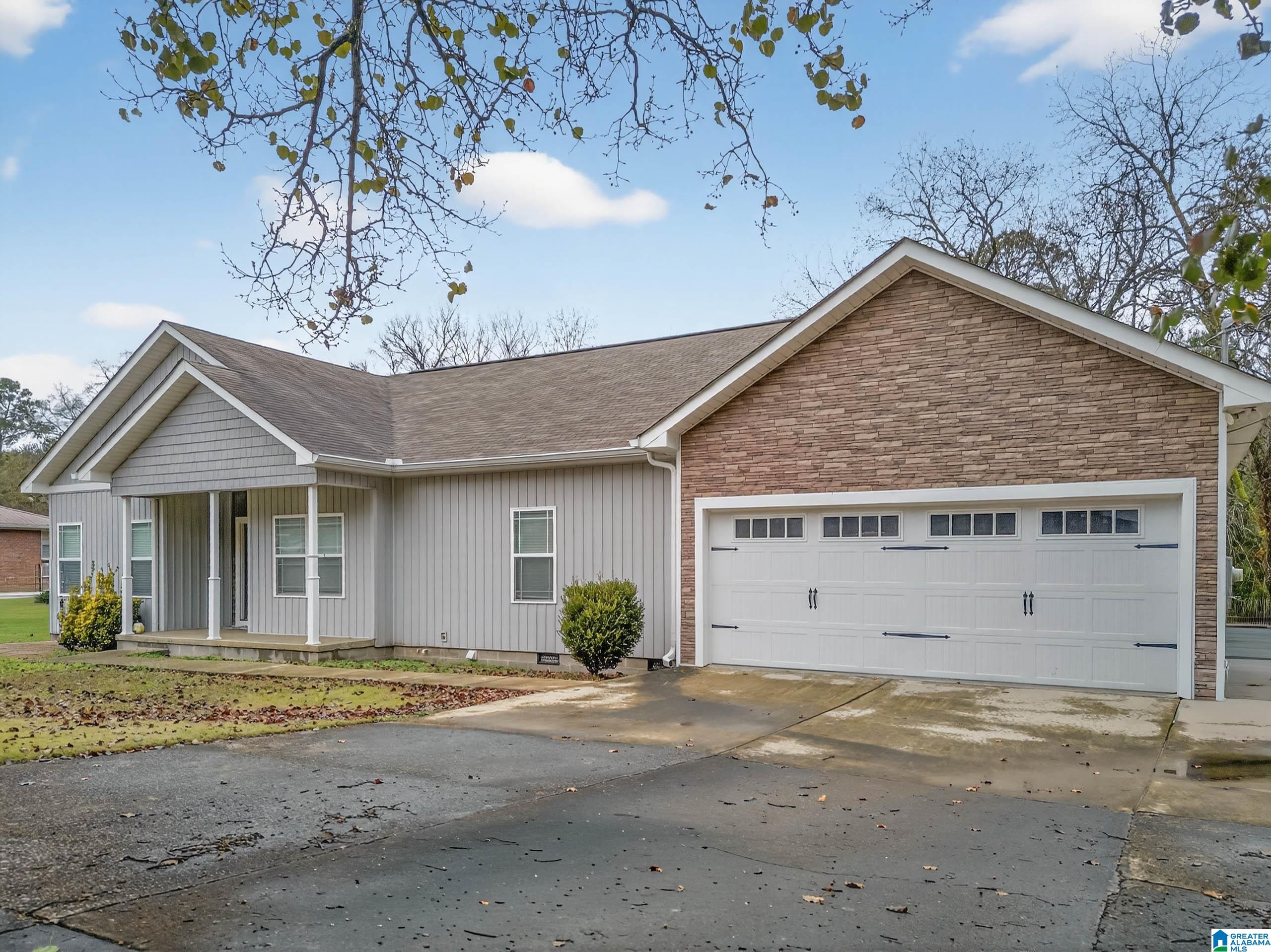 311 Monte Vista Road Oxford, AL 36203 - Photo 3 of 39